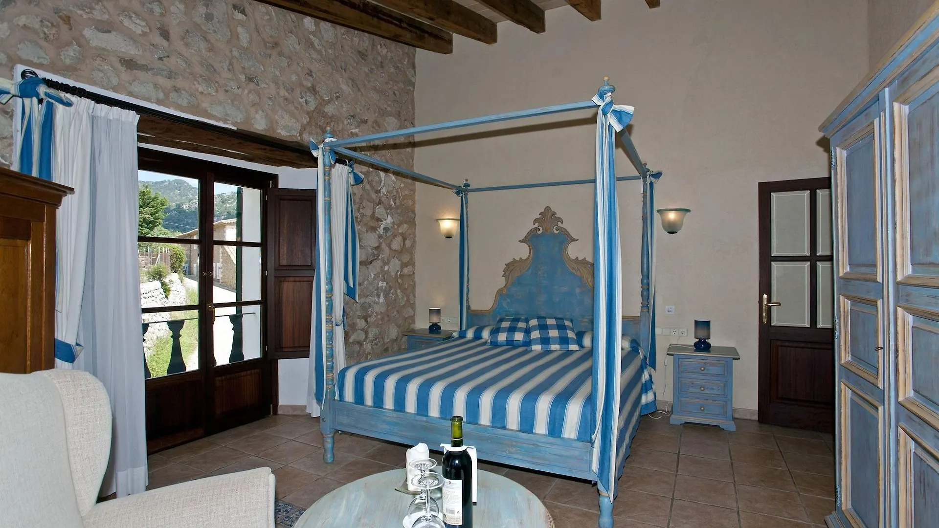 Finca Binibona Parc Natural Hotel