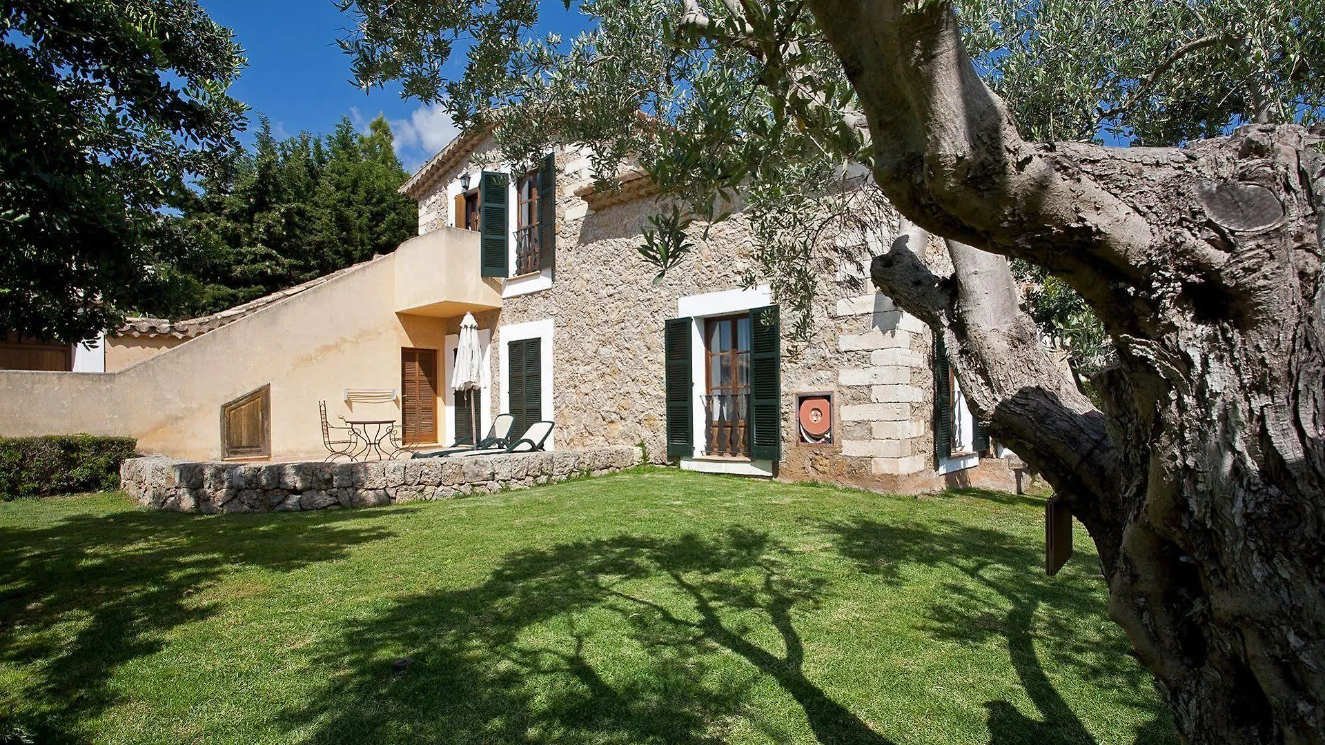 Finca Binibona Parc Natural Hotel